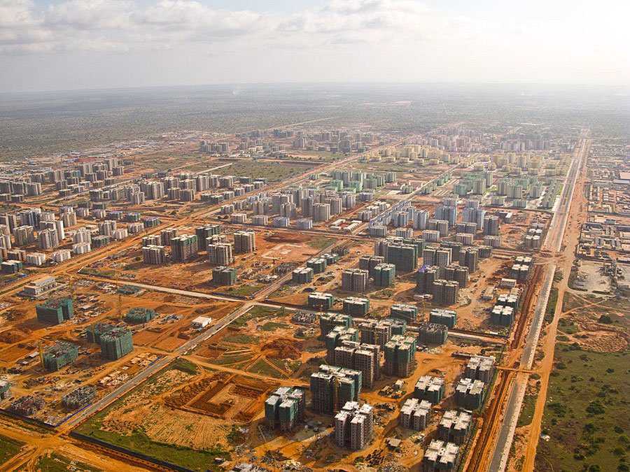 Un imens oraş-fantomă construit de chinezi în Africa